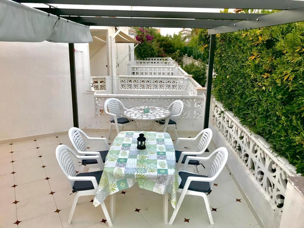 Adosado De 140M2 Con Terraza A 50 M De La Playa Βίλα Denia Εξωτερικό φωτογραφία