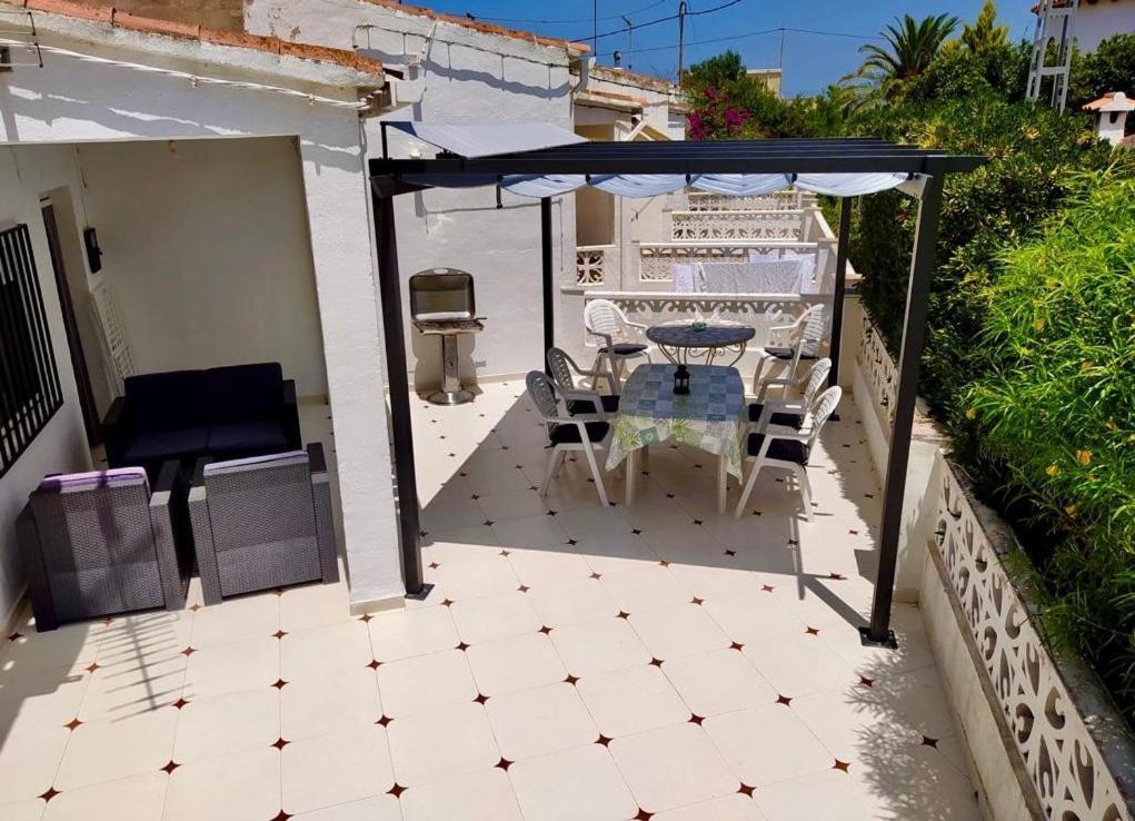 Adosado De 140M2 Con Terraza A 50 M De La Playa Βίλα Denia Εξωτερικό φωτογραφία