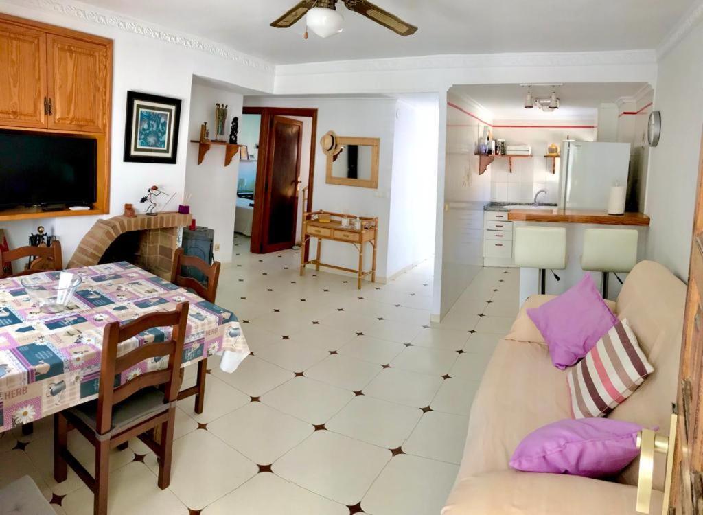 Adosado De 140M2 Con Terraza A 50 M De La Playa Βίλα Denia Εξωτερικό φωτογραφία
