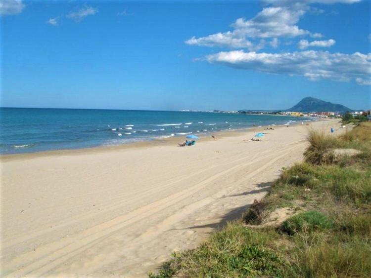 Adosado De 140M2 Con Terraza A 50 M De La Playa Βίλα Denia Εξωτερικό φωτογραφία